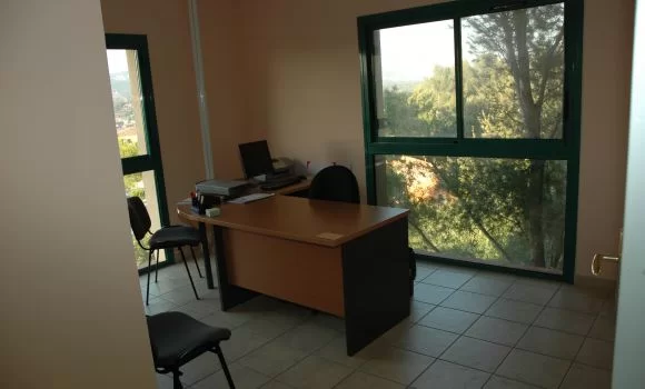 coworking-bureau-ferme-la-seyne-sur-mer-urbidesk-pedx.webp