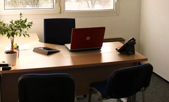 coworking-bureau-ferme-lattes-urbidesk-6px8.webp