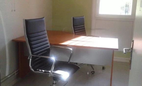 coworking-bureau-ferme-saint-etienne-urbidesk-bvyy.webp