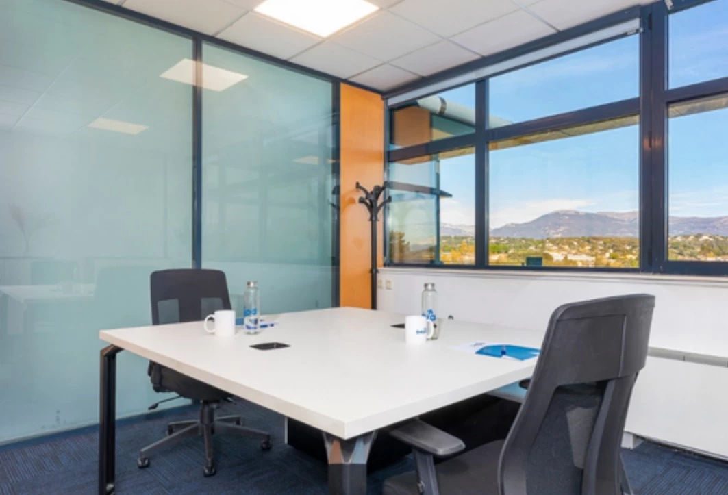 Location bureau à partager à Biot