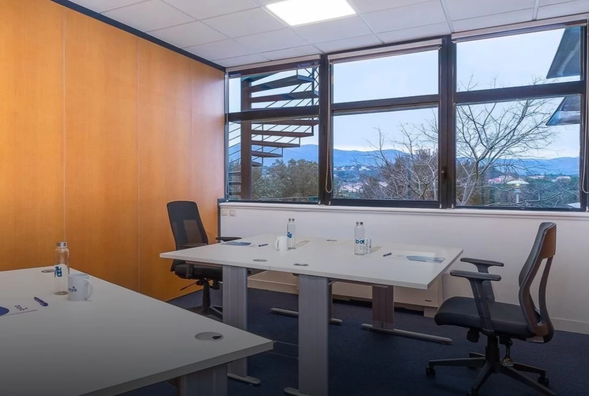 Location bureau à partager à Biot