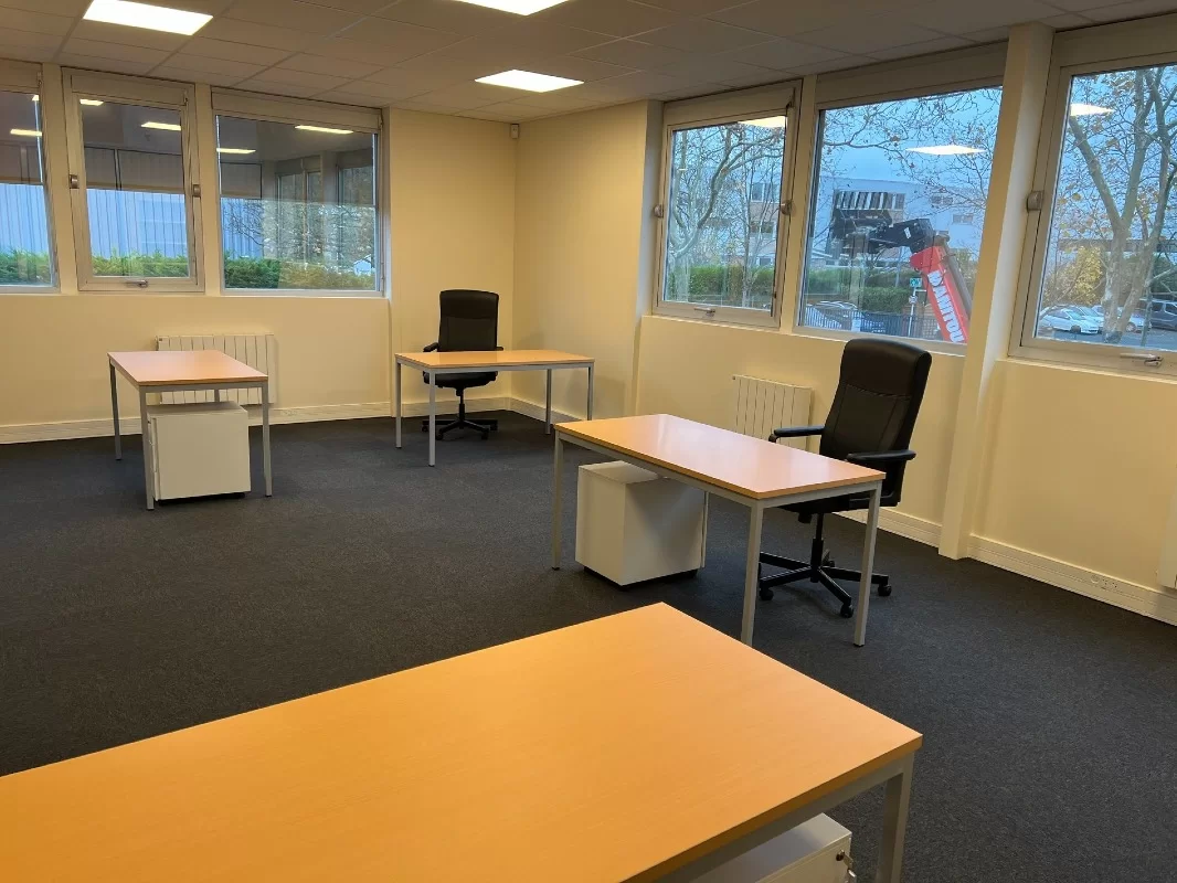 Location bureau à partager à Buc
