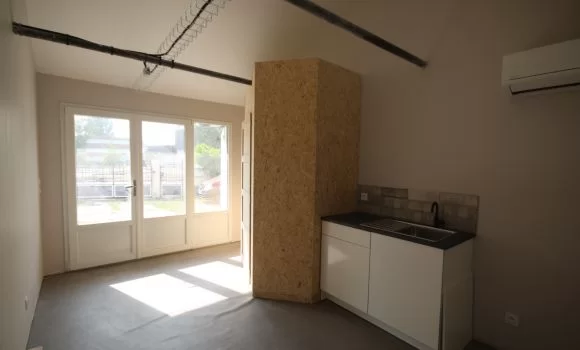 Location bureau à partager à Cenon