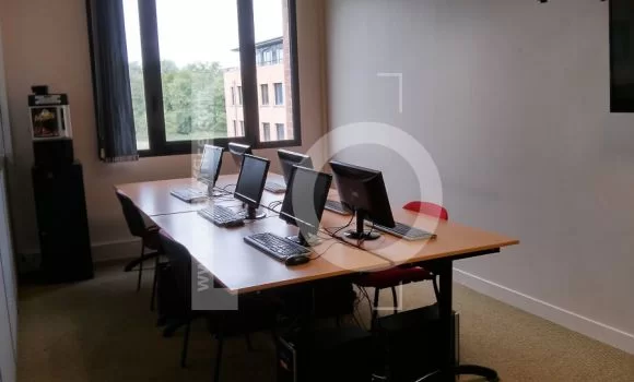 Location bureau à partager à Courcouronnes