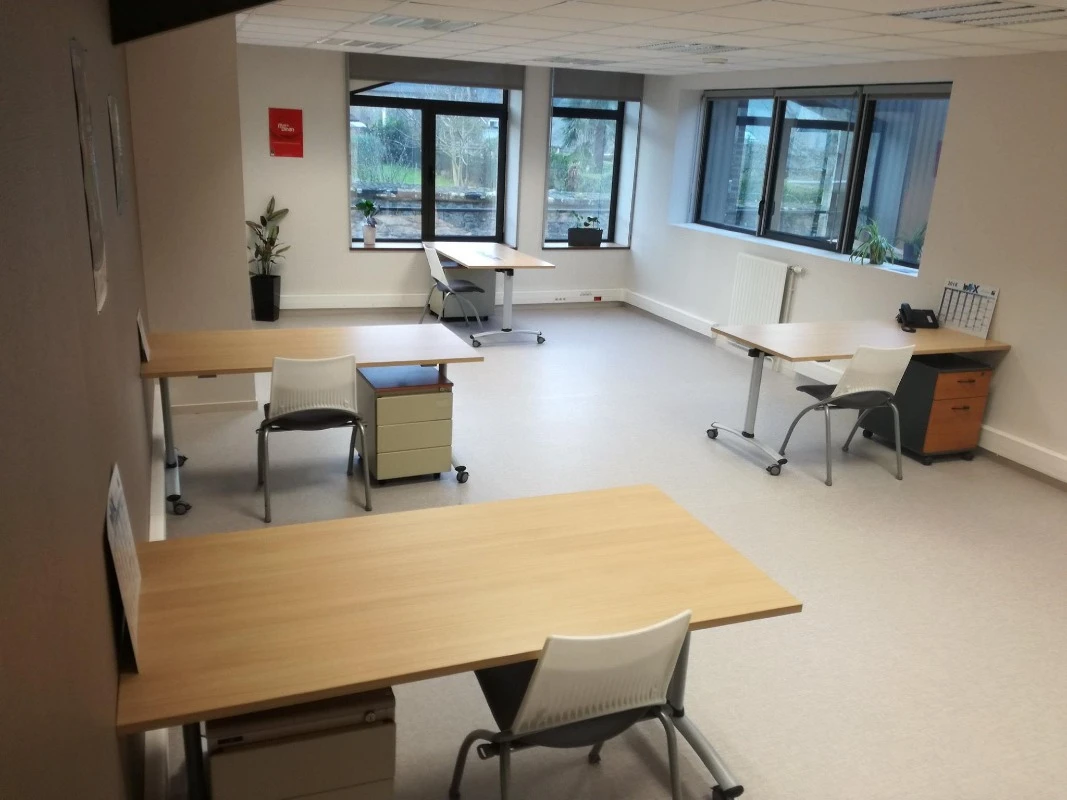 Location open space à Dinan