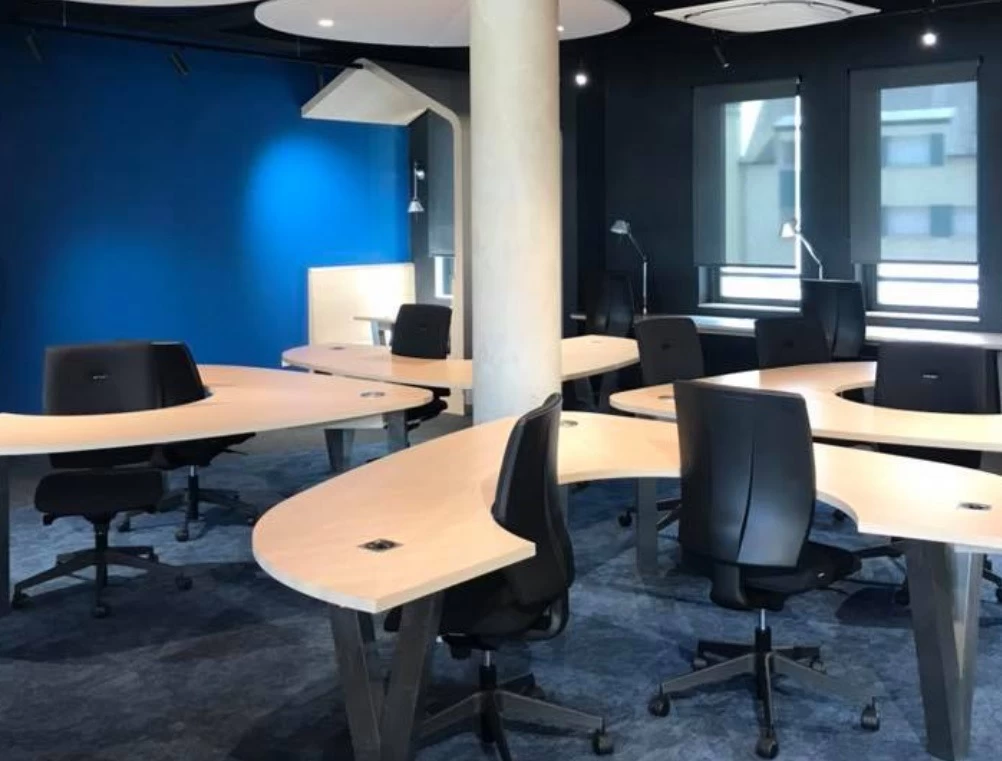 Location bureau à partager à Laval