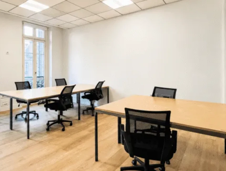Location Plateau à Marseille 1