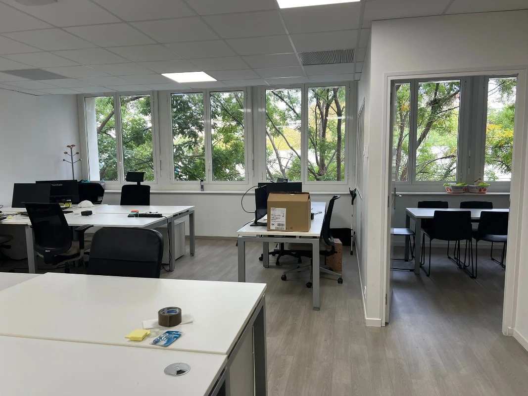 Location Plateau à Marseille 8e Arrondissement