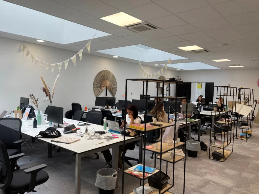 Location Plateau à Paris 18e Arrondissement