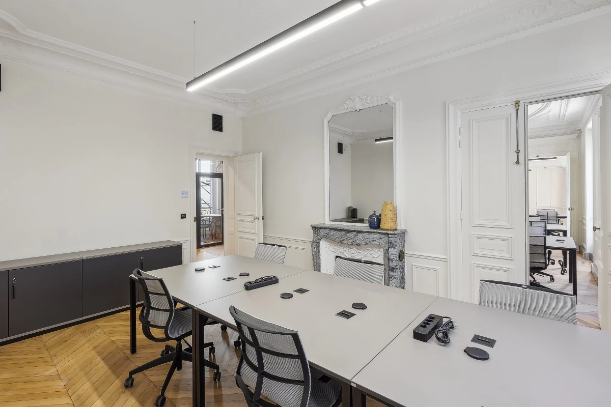 Location Plateau à Paris 4e Arrondissement