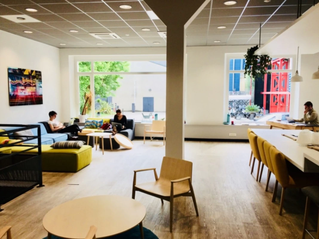 Location bureau à partager à Saint-Denis