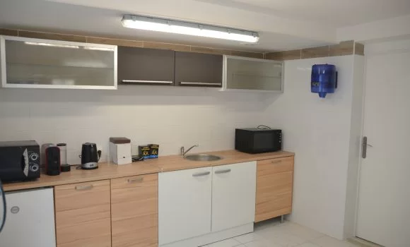 Bureau fermé  idéal pour votre activité professionnelle à Aubervilliers
