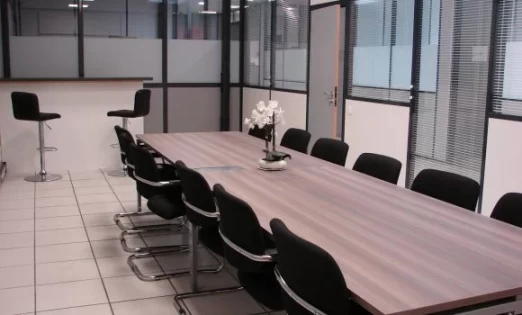 Bureau fermé  idéal pour votre activité professionnelle à Chassieu