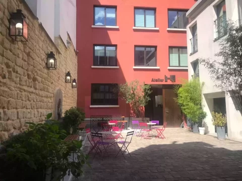 Bureau fermé  idéal pour votre activité professionnelle à Clichy