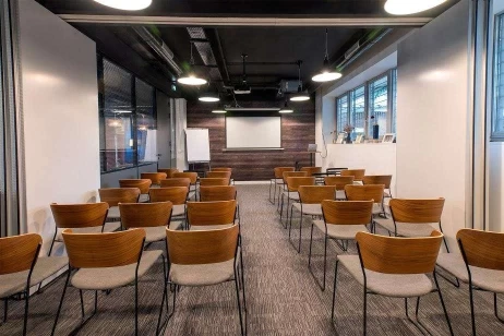 Bureau fermé  idéal pour votre activité professionnelle à Clichy