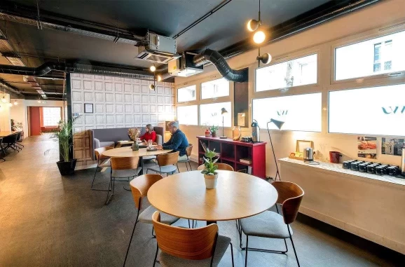 Bureau fermé  idéal pour votre activité professionnelle à Clichy