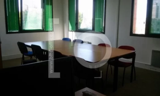 Salle de réunion  idéal pour votre activité professionnelle à Courcouronnes