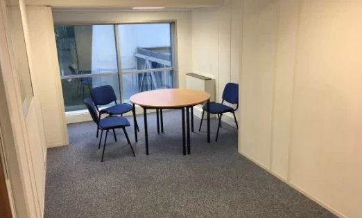 Bureau fermé  idéal pour votre activité professionnelle à Entzheim