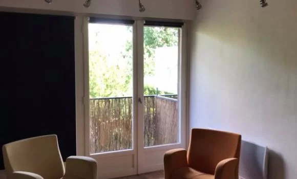 Bureau fermé  idéal pour votre activité professionnelle à La Madeleine