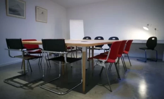 Salle de réunion  idéal pour votre activité professionnelle à Narbonne