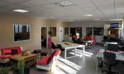 Bureau fermé  idéal pour votre activité professionnelle à Niort
