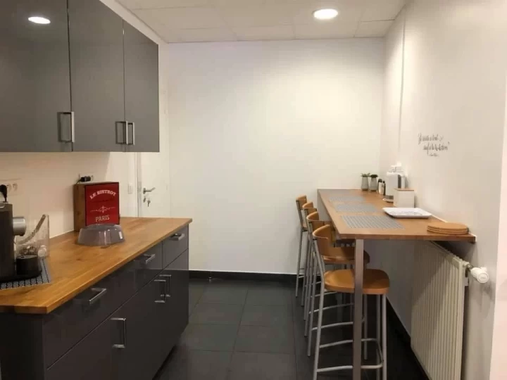 Bureau fermé  idéal pour votre activité professionnelle à Paris
