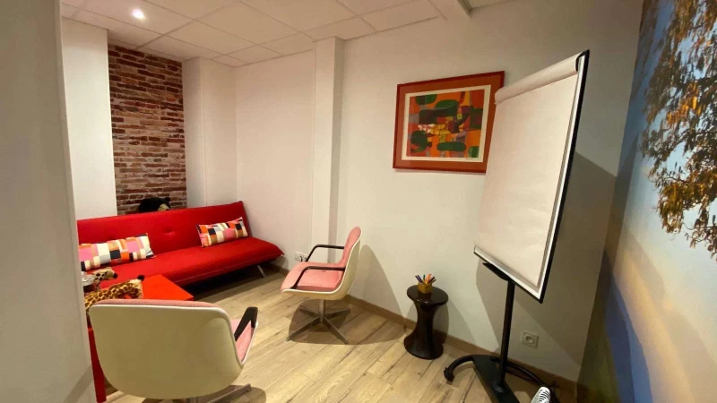 Bureau fermé  idéal pour votre activité professionnelle à Paris