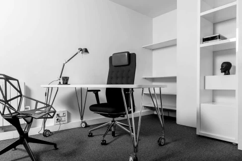 Bureau fermé  idéal pour votre activité professionnelle à Paris