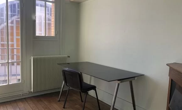 Bureau fermé  idéal pour votre activité professionnelle à Reims