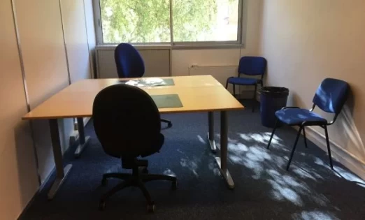 Bureau fermé  idéal pour votre activité professionnelle à Rueil-Malmaison