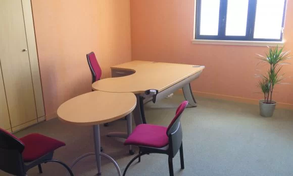 Bureau fermé  idéal pour votre activité professionnelle à Saint-Étienne
