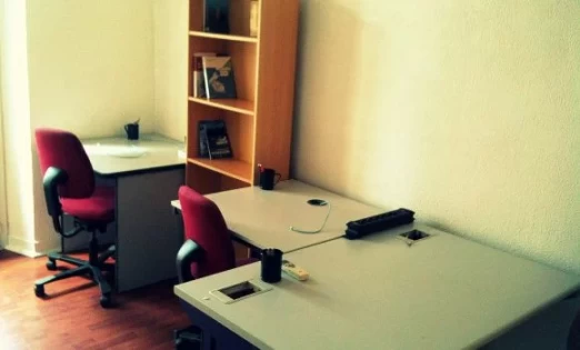 Bureau fermé  idéal pour votre activité professionnelle à Antibes