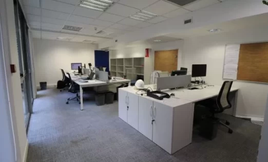 Bureau fermé  idéal pour votre activité professionnelle à Paris