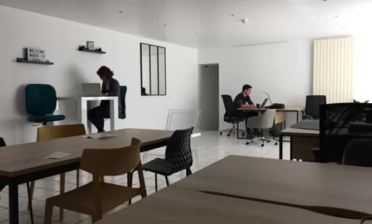 Bureau fermé  idéal pour votre activité professionnelle à Tours