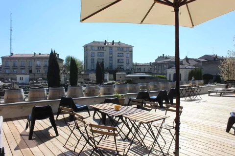 Salle de réunion  idéal pour votre activité professionnelle à Bordeaux
