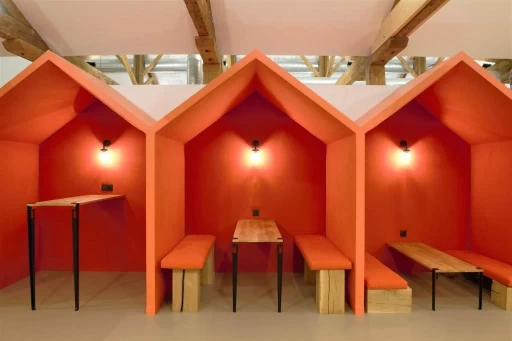Salle de réunion  idéal pour votre activité professionnelle à Bordeaux