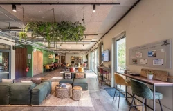 Bureau fermé  idéal pour votre activité professionnelle à Biot