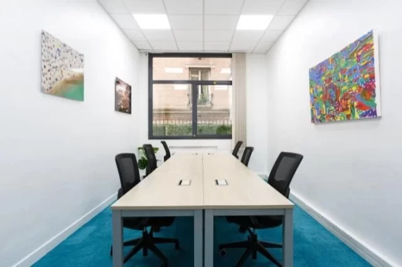 Bureau fermé  idéal pour votre activité professionnelle à Paris