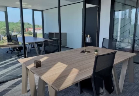 Salle de réunion  idéal pour votre activité professionnelle à Mérignac