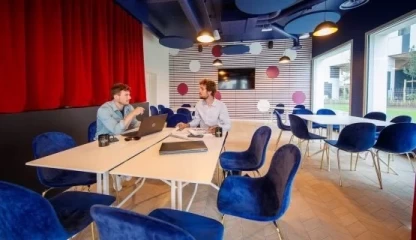 Salle de réunion  idéal pour votre activité professionnelle à Nantes