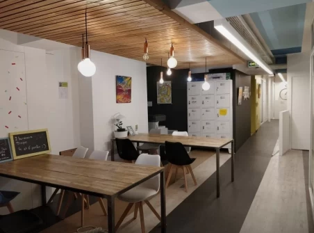 Bureau fermé  idéal pour votre activité professionnelle à Paris