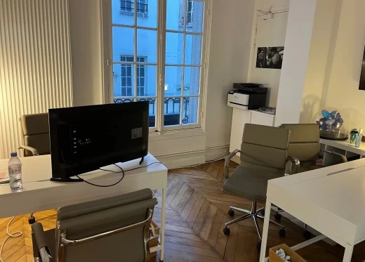 Bureau fermé  idéal pour votre activité professionnelle à Paris