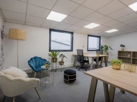 Bureau fermé  idéal pour votre activité professionnelle à Pessac