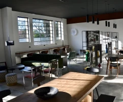 Salle de réunion  idéal pour votre activité professionnelle à Aix-en-Provence