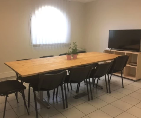 Salle de réunion  idéal pour votre activité professionnelle à Aix-les-Bains