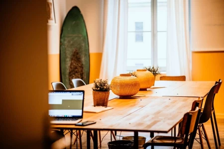 Salle de réunion  idéal pour votre activité professionnelle à Bayonne