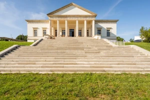 Bureau fermé  idéal pour votre activité professionnelle à Biarritz