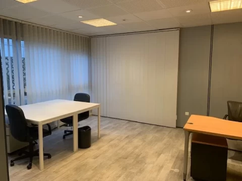 Bureau fermé  idéal pour votre activité professionnelle à Boissy-Saint-Léger