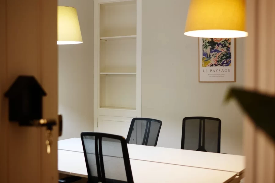 Bureau fermé  idéal pour votre activité professionnelle à Bordeaux
