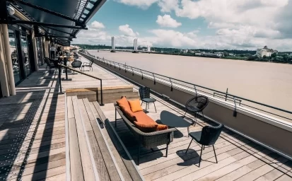 Bureau fermé  idéal pour votre activité professionnelle à Bordeaux